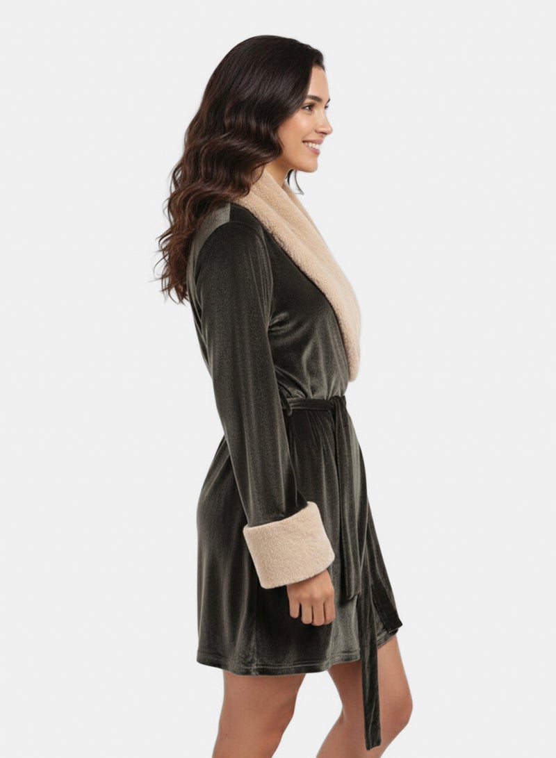 Carina Velvet Robe with Fur Trim - Image 2